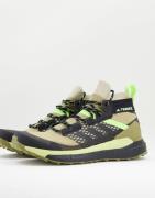 adidas - Terrex Free - Kakigrønne vandre-sneakers