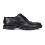 Klassiske sorte flade sko
