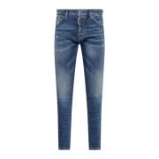 Slim-fit jeans