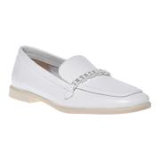 Loafer in white tumbled leather