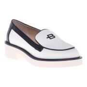 Loafer in white fabric
