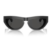 Moderne solbriller med mørkegrå linser