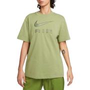 Alligator Olive Tshirt med Swoosh Applikation