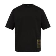 T-shirt med logo patch