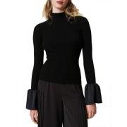 Sort Ribstrikket Sweater med Satin Ruffle