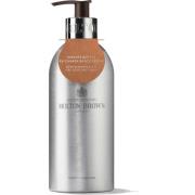 Molton Brown Infinite Bottle Re-charge Black Pepper Bath & Shower