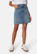 GANT Reg Denim Skirt Semi Light Blue Worn 38