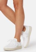 VEJA V-10 Sneaker White 37