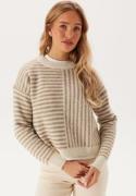 VERO MODA Vmuranus Ls Oneck Cropped Pull Birch Detail:w. Silver Mink  XS