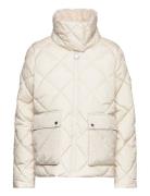 B.intl Norton Quilt Foret Jakke Cream Barbour