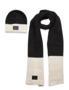 Gifting Beanie/Scarf Block Accessories Headwear Beanies Black Calvin Klein