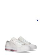 Low Cut Lace-Up Sneaker Low-top Sneakers White Tommy Hilfiger