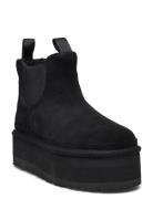 W Neumel Platform Chelsea Shoes Boots Ankle Boots Ankle Boots Flat Heel Black UGG