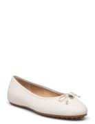 Jayna Nappa Leather Driver Flat Ballerinasko Ballerinaer Cream Lauren Ralph Lauren