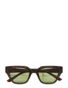 Kaws Accessories Sunglasses D-frame- Wayfarer Sunglasses Brown A.Kjærbede