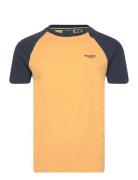 Essential Logo Baseball Tshirt Tops T-Kortærmet Skjorte Yellow Superdry