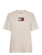 Tjw Rlx Melange Flag Tee Ext Tops T-shirts & Tops Short-sleeved Beige Tommy Jeans