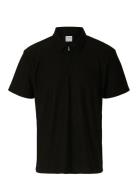 Slhrelax-Plisse Half Zip Ss Polo Ex Tops Polos Short-sleeved Black Selected