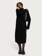 Selected Femme - Strikkjoler - Black - Slfmaline Ls Knit Dress High Neck N - Kjoler