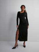 JdY - Langærmede kjoler - Black - Jdymekko L/S Long Slit Dress Jrs At - Kjoler - Long sleeved dresses