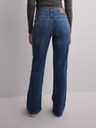 Vero Moda - Straight jeans - Medium Blue Denim Ra387 - Vmjada Mr Straight Slids Jeans RA38 - Jeans