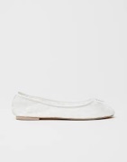 Nelly - Hvid - Rounded Lace Ballerina