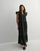 Only - Sort - Onlsunny Capsl Frill Dress Wvn Noos