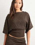 Nelly - Brun - Stunning Structure Tee